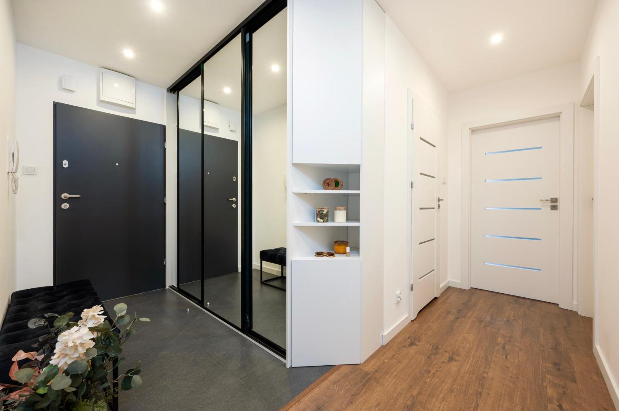 Manufaktura Residence - Apartamenty Industrial Z Parkingiem I Dwoma Lazienkami Lodž Exteriér fotografie