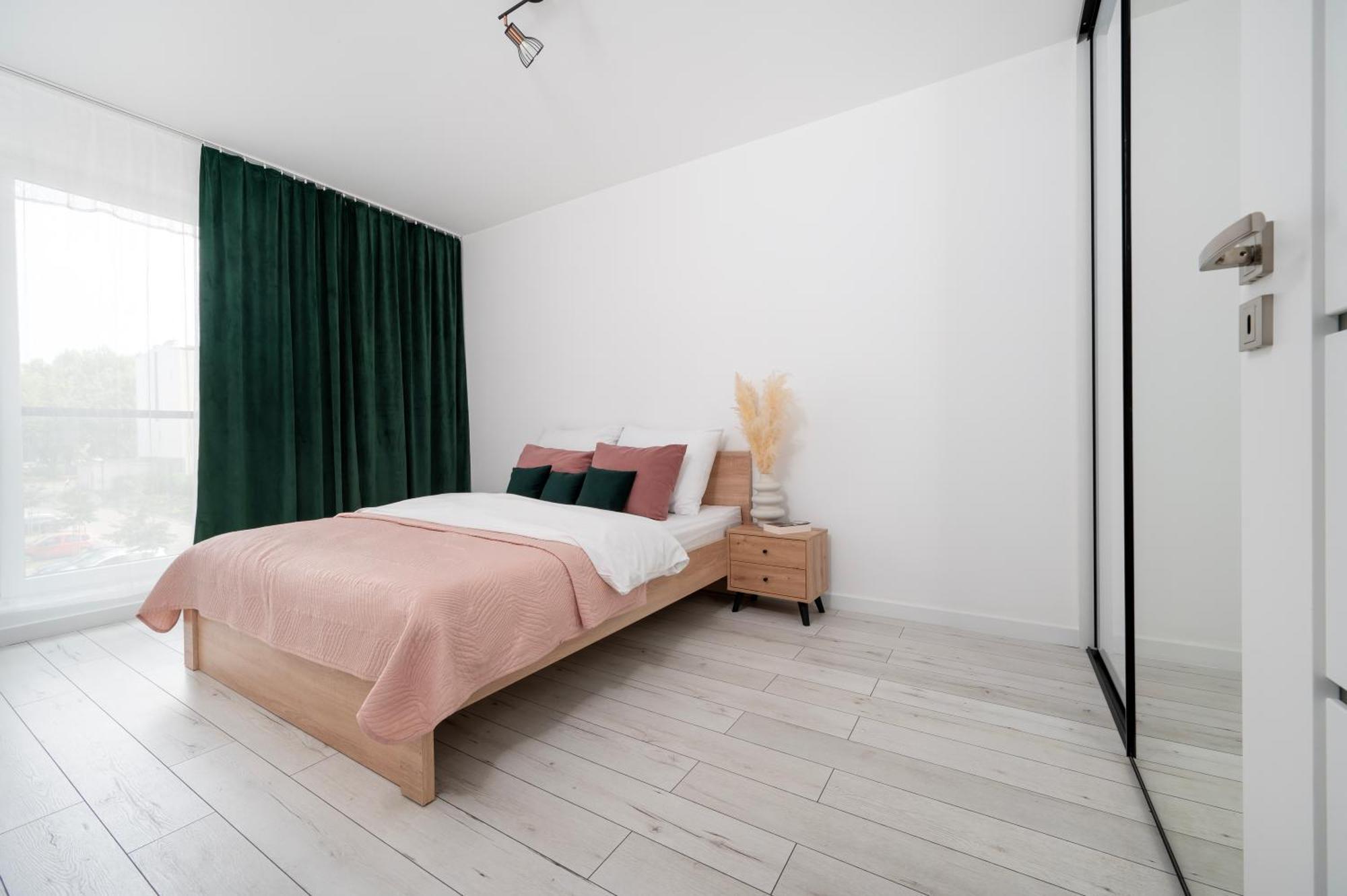 Manufaktura Residence - Apartamenty Industrial Z Parkingiem I Dwoma Lazienkami Lodž Exteriér fotografie